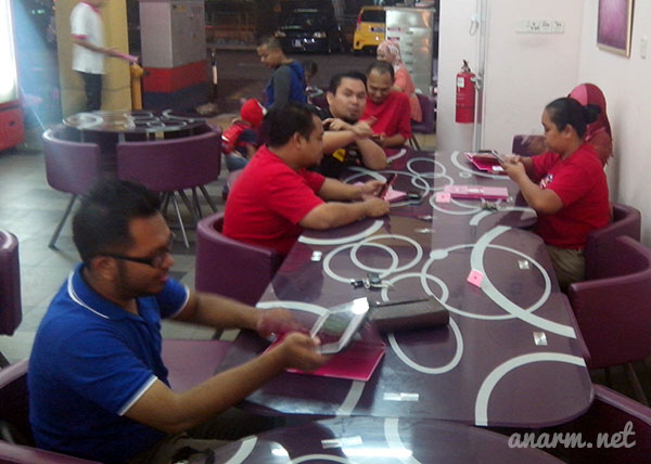 Blogger di Restoran Char Koay Teow Simply Delicious Blogger di Restoran Char Koay Teow Simply Delicious