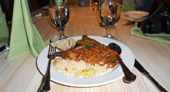 makan-free-eastin-hotel