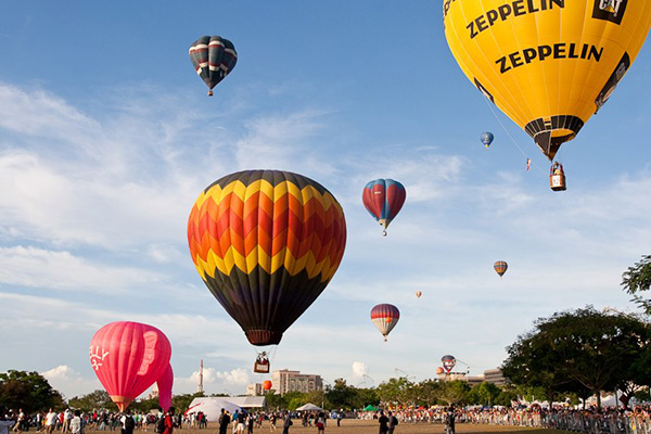 gambar belon udara panas putrajaya 2013