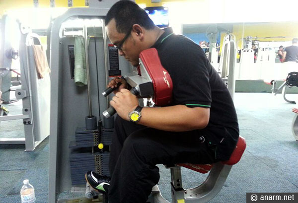 besi berat pusat gym besi berat pusat gym