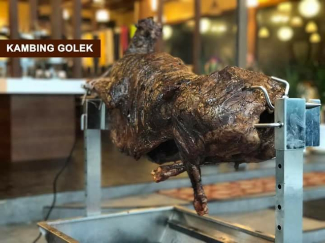 kambing golek makette steamboat grill Kambing golek di Makette Steamboat & Grill
